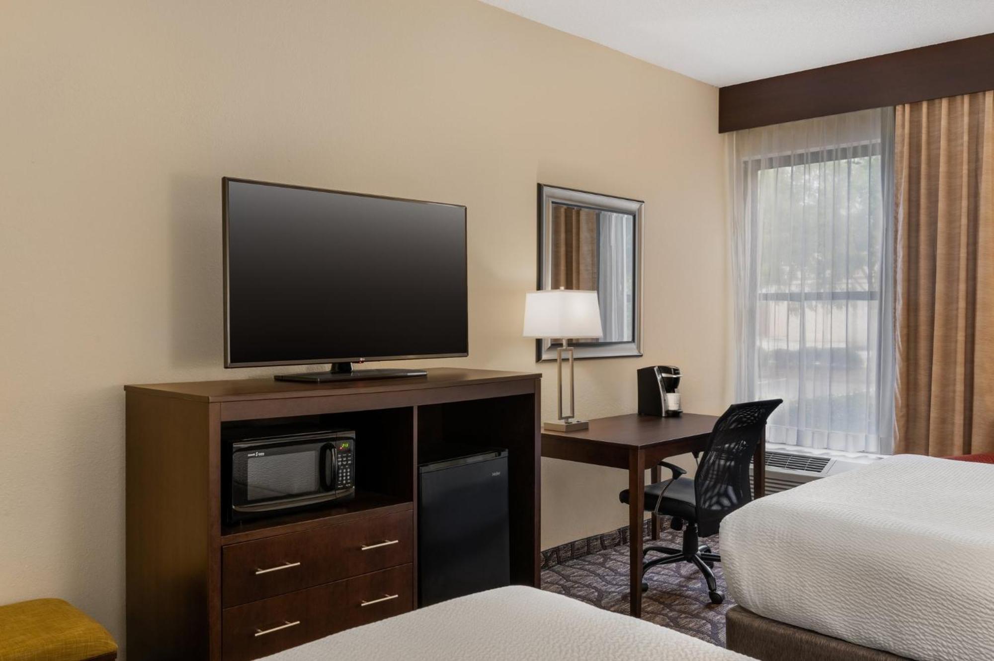 Holiday Inn Express Tallahassee By Ihg Exteriör bild