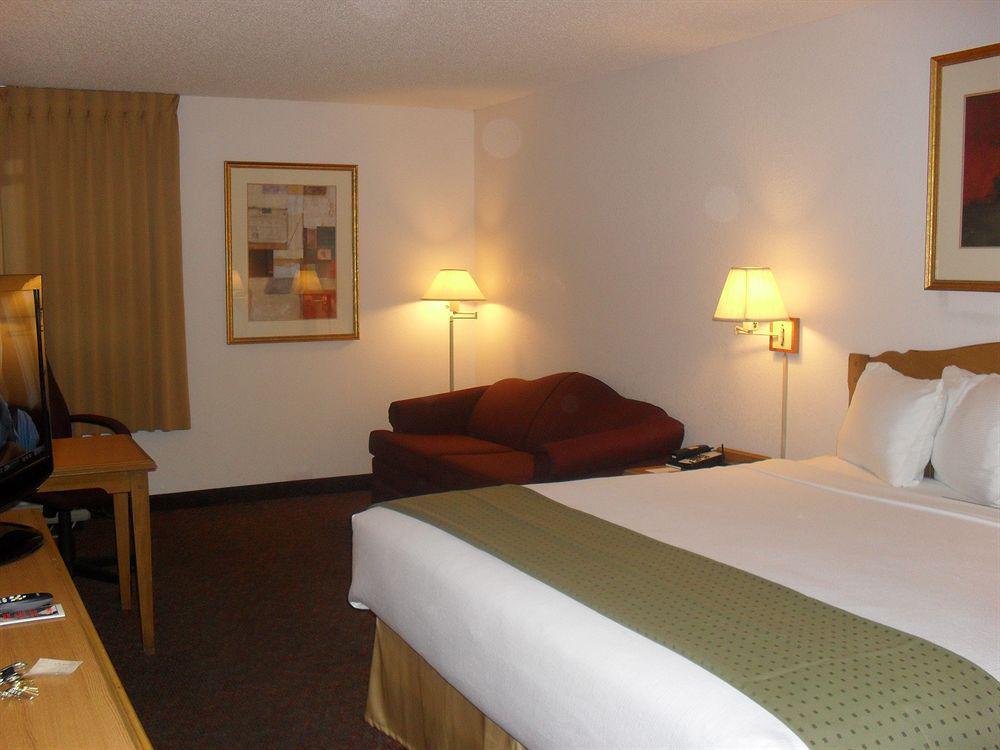 Holiday Inn Express Tallahassee By Ihg Exteriör bild